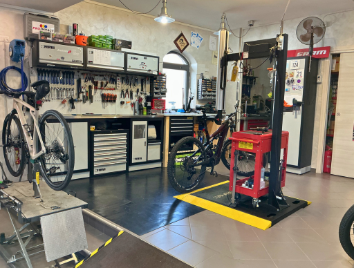 Manutenzione biciclette