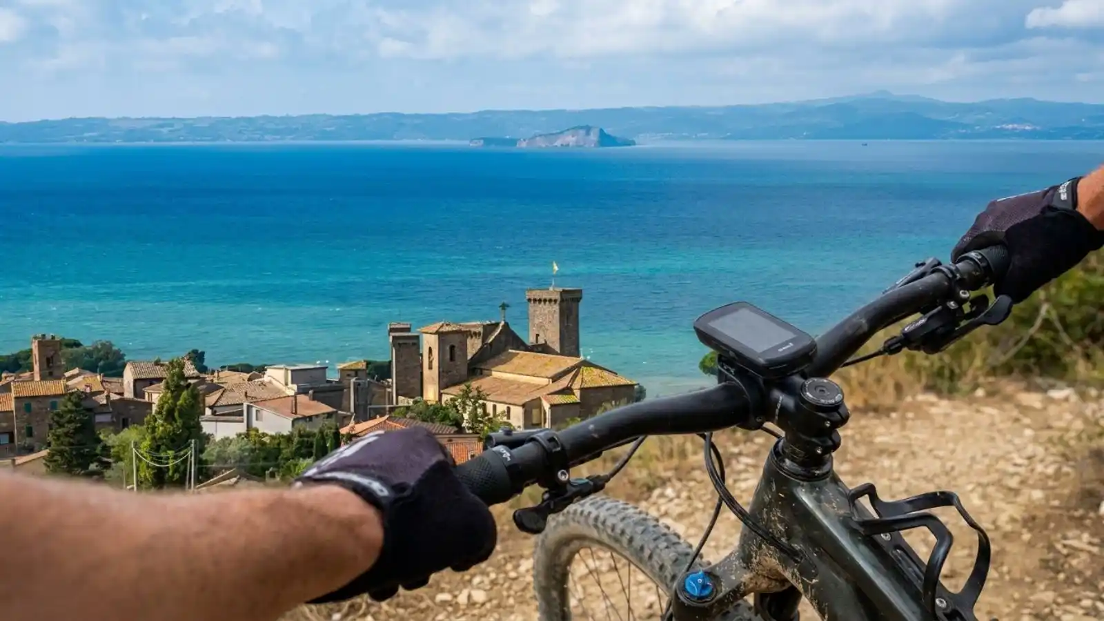 Scopri di più sull'articolo Esplorare la Tuscia su due ruote: il tour del Lago di Bolsena